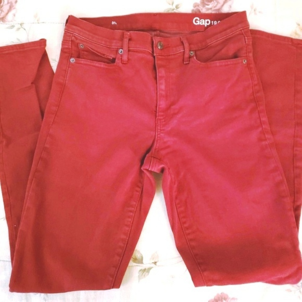 GAP Skinny Jeans